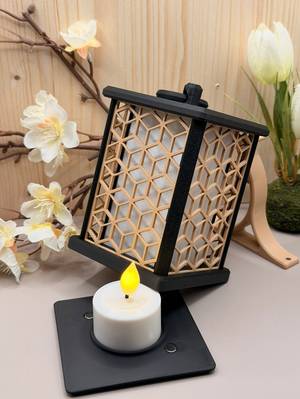 Sanftes Licht mit asiatischem Flair – stilvolle Teelichtlampe